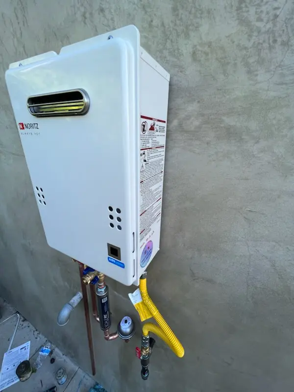 Tankless water heater installation for Woodfield Country Club homes